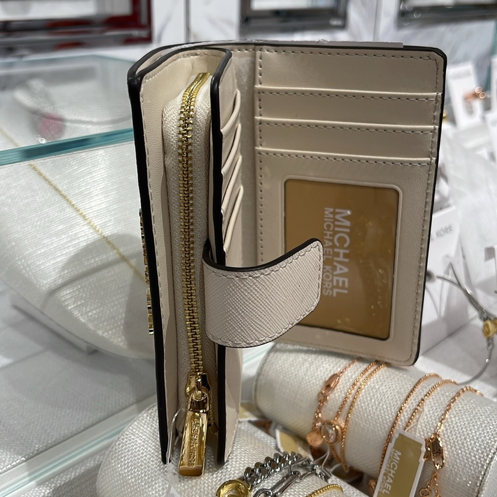 Michael Kors Jet Set Medium Floral Embellished Signature Logo Bi-Fold Wallet NWT - Picture 10 of 16